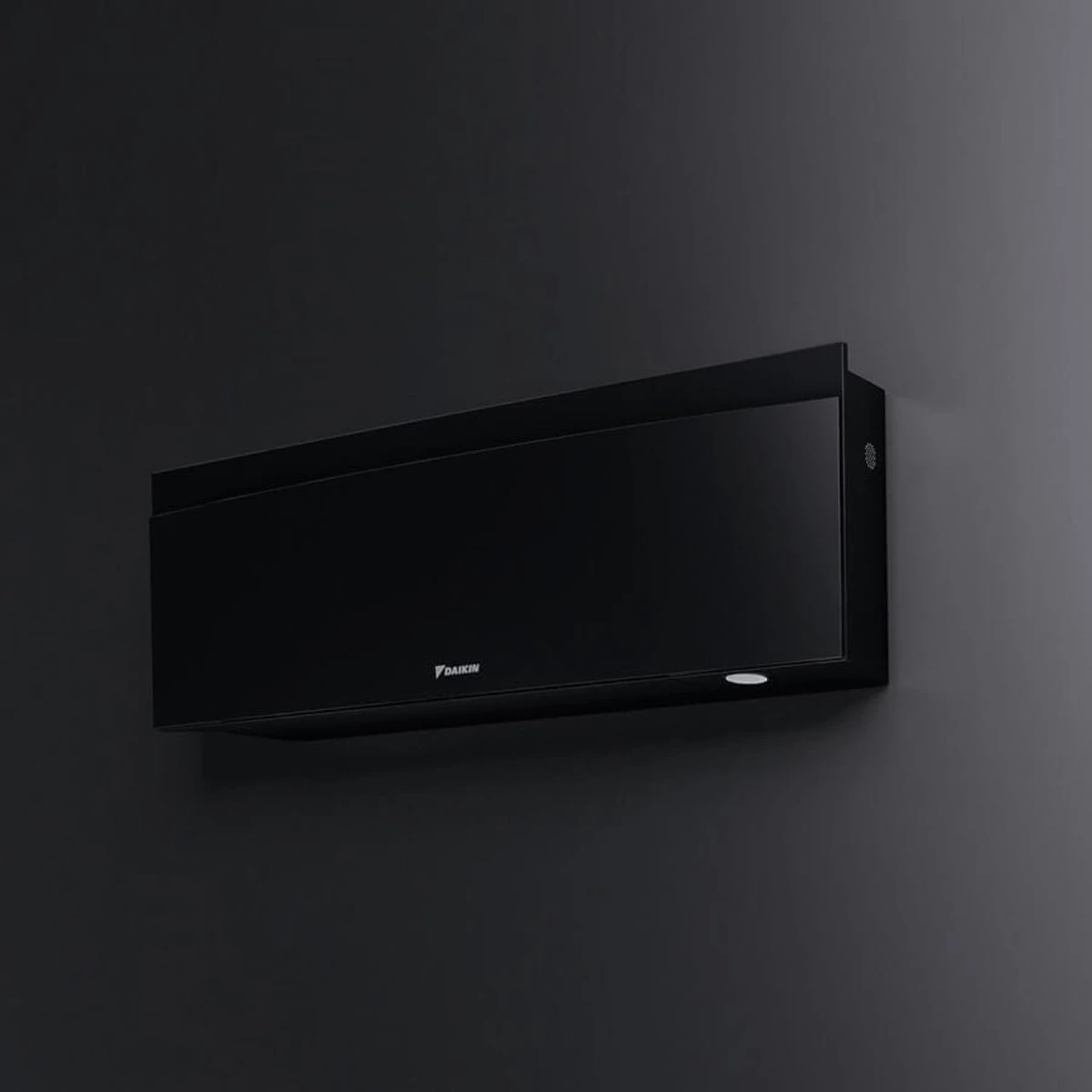 Daikin Emura in mat zwart